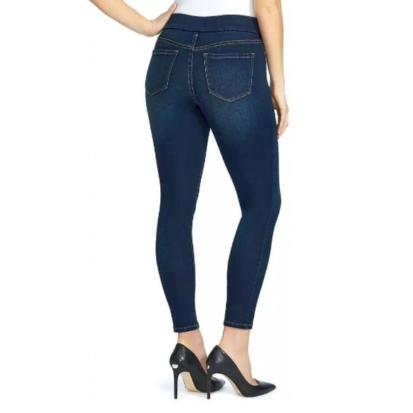 2 pair Nine West Pull-on Jeans - Picture 3 of 5